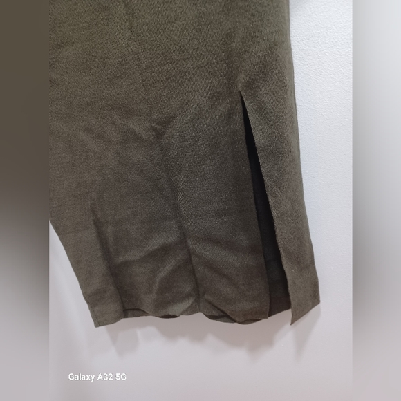 Forever 21 Cutout Turtleneck Sweater Dress Green size L NEW - Picture 4 of 7